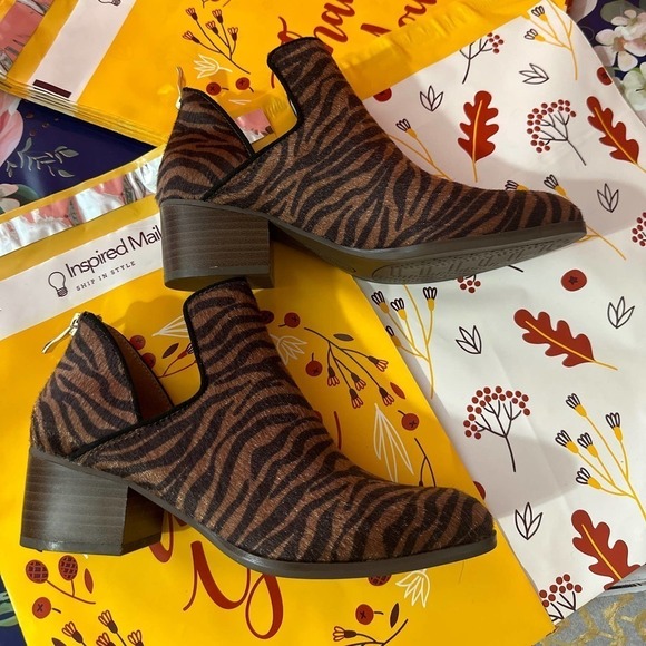 NEW directions ankle boots - Picture 2 of 6